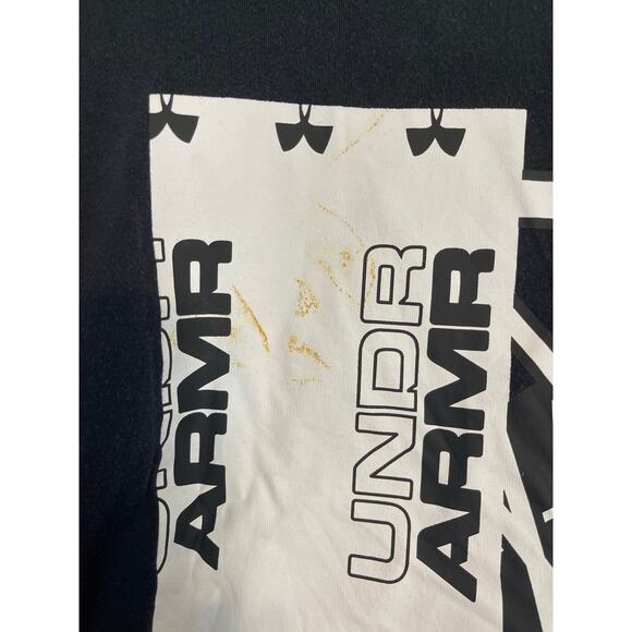 T-shirt Under Armour UA PURSUIT TEE black sizes XL back print has some stain - Picture 1 of 4